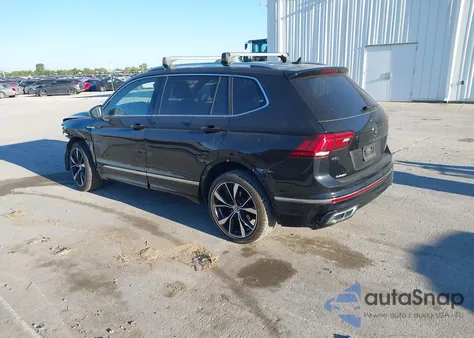2022 Volkswagen Tiguan 2.0T Sel R-Line z USA, uszkodzony, nr VIN 3VV4B7AX9NM004229